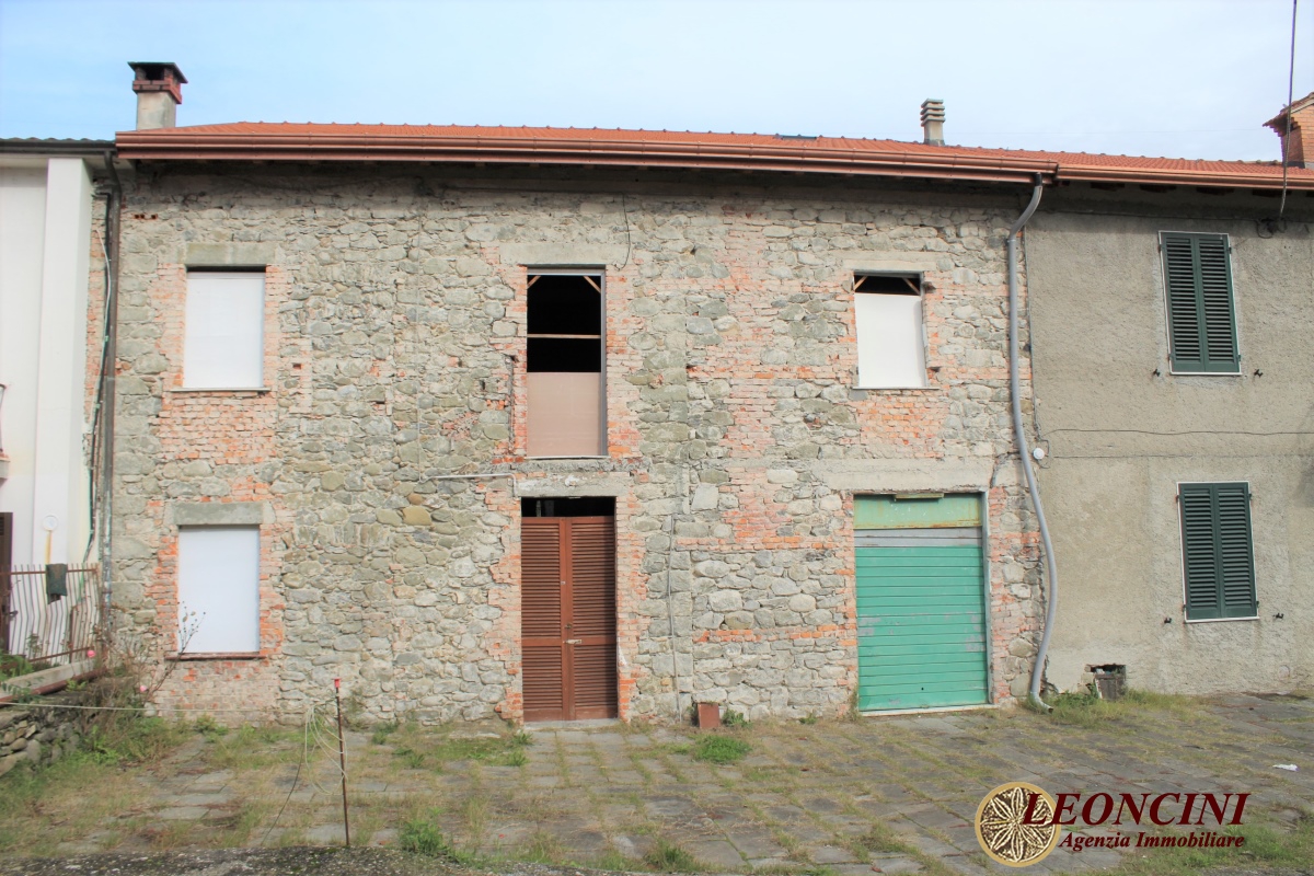 4 Bed, HouseFor Sale, Filattiera, Toscana 4 Bed, HouseFor Sale, Filattiera, Toscana