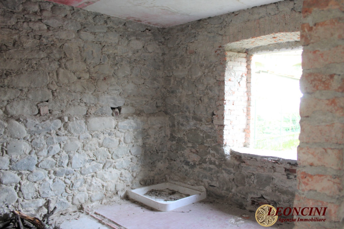 4 Bed, HouseFor Sale, Filattiera, Toscana 4 Bed, HouseFor Sale, Filattiera, Toscana