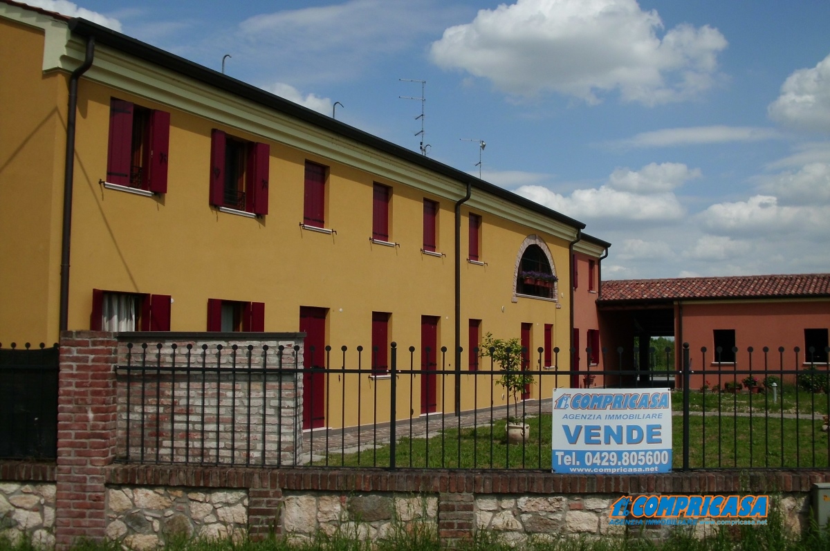 2 Bed, HouseFor Sale, Padova, Veneto