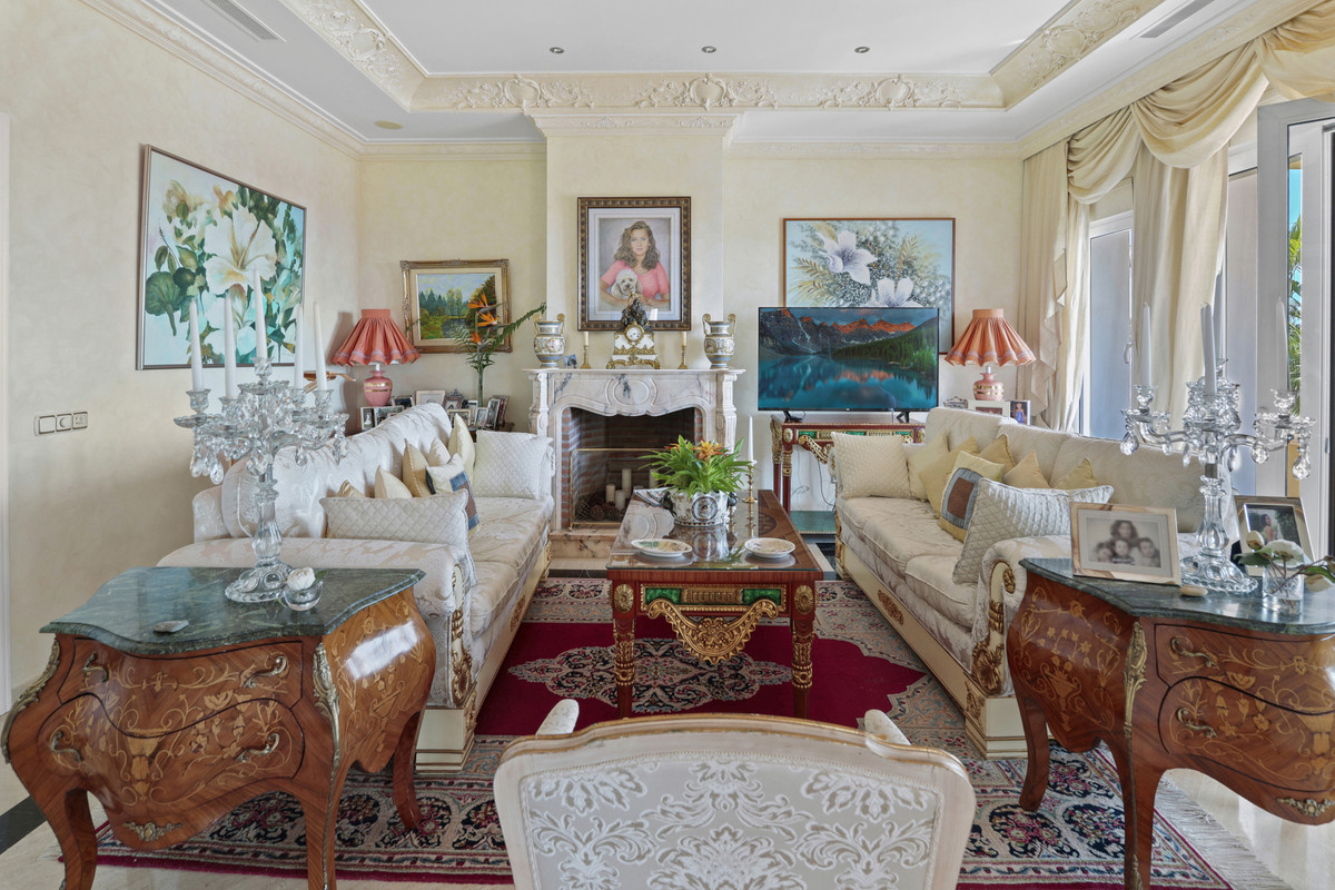 5 Bed, 5 Bath, HouseFor Sale, Benahavis, Malaga