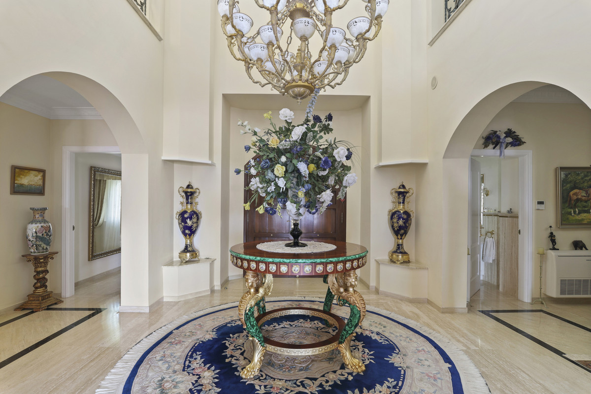 5 Bed, 5 Bath, HouseFor Sale, Benahavis, Malaga