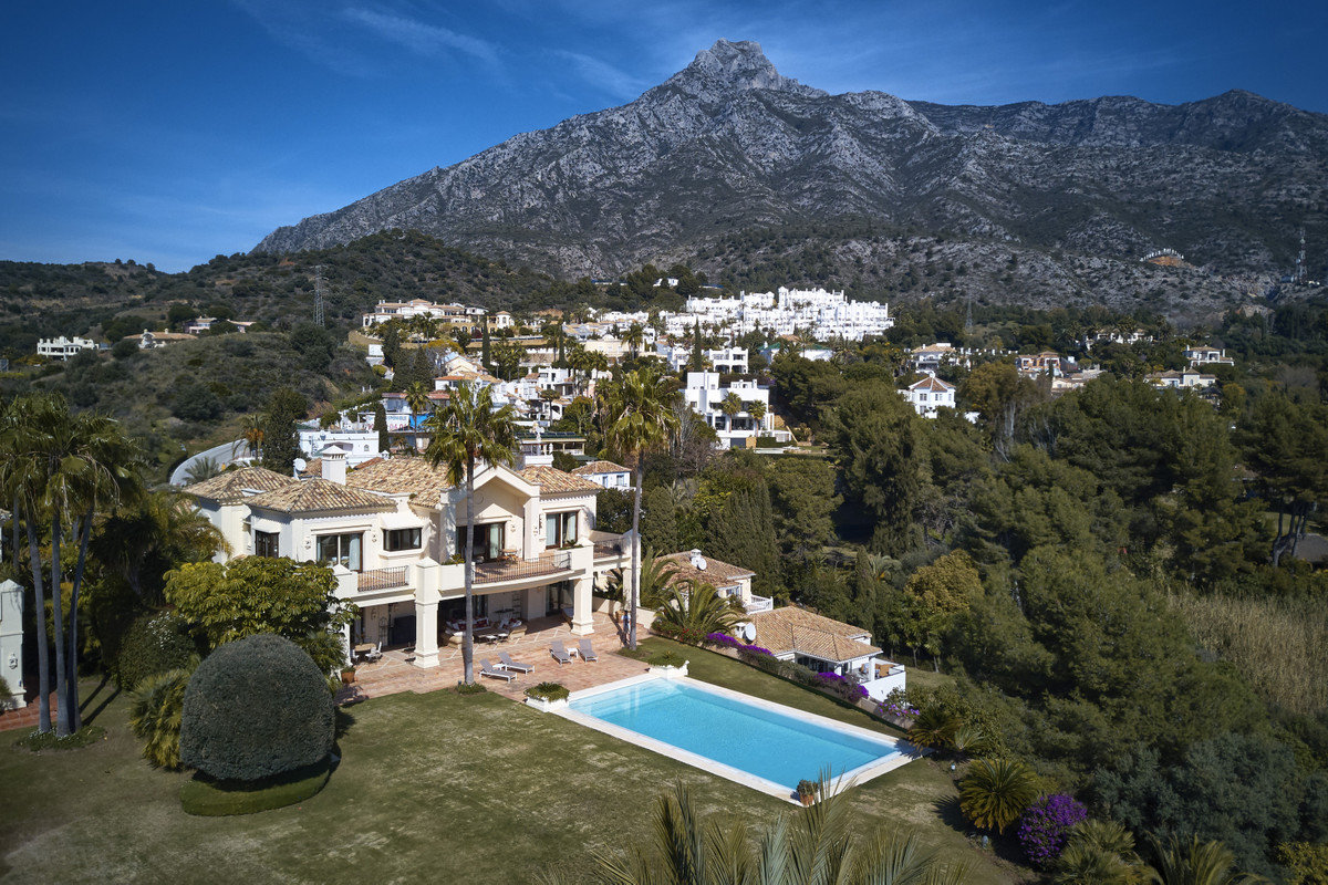 5 Bed, 5 Bath, HouseFor Sale, Marbella, Malaga