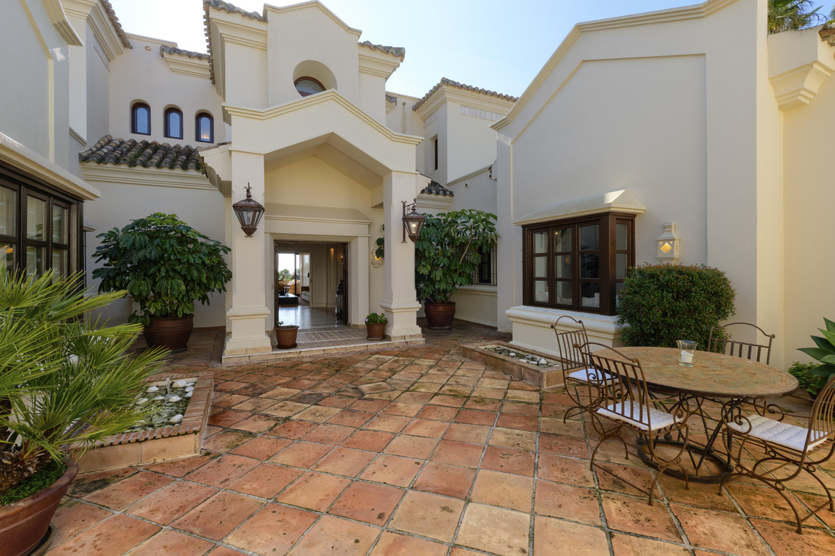 5 Bed, 5 Bath, HouseFor Sale, Marbella, Malaga