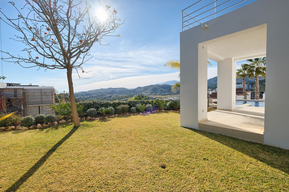 4 Bed, 5 Bath, HouseFor Sale, Benahavis, Malaga 4 Bed, 5 Bath, HouseFor Sale, Benahavis, Malaga