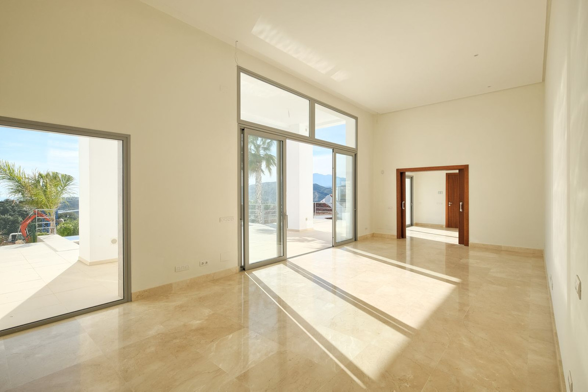 4 Bed, 5 Bath, HouseFor Sale, Benahavis, Malaga 4 Bed, 5 Bath, HouseFor Sale, Benahavis, Malaga