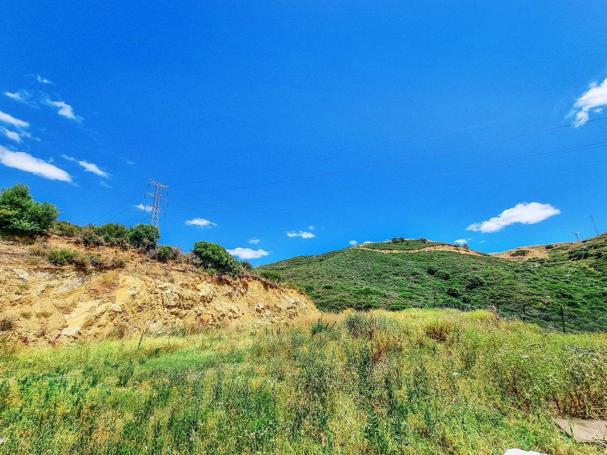 3 Bed, 2 Bath, HouseFor Sale, Casares, Malaga