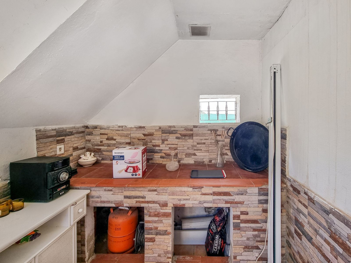 3 Bed, 2 Bath, HouseFor Sale, Casares, Malaga