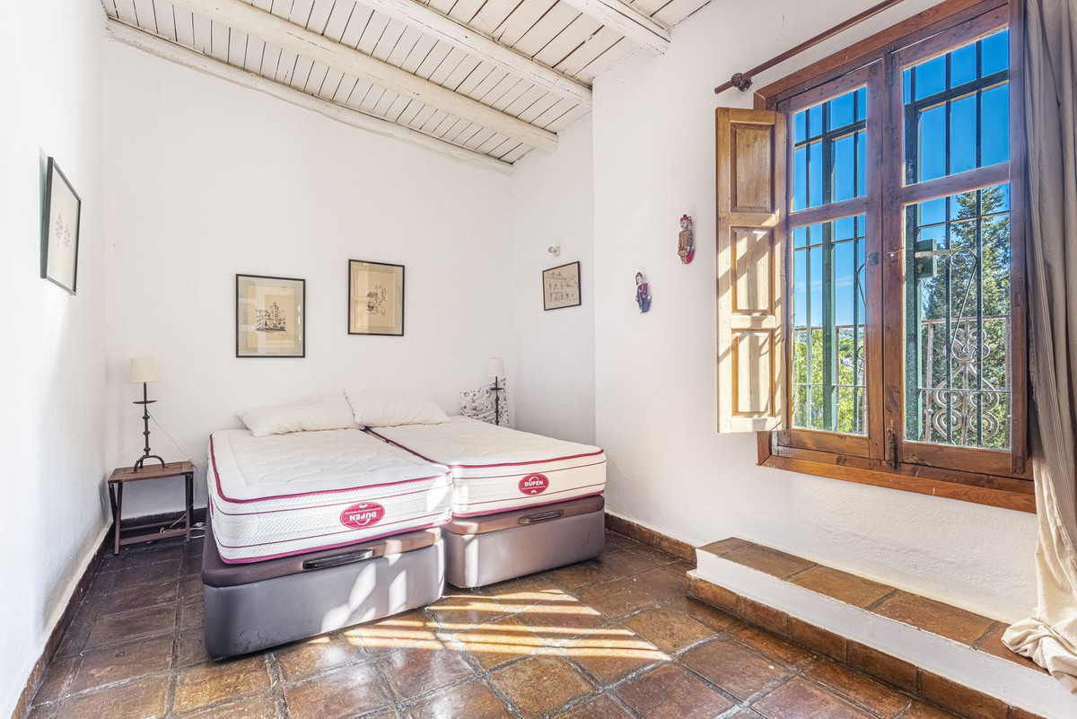 5 Bed, 5 Bath, HouseFor Sale, Benahavis, Malaga 5 Bed, 5 Bath, HouseFor Sale, Benahavis, Malaga