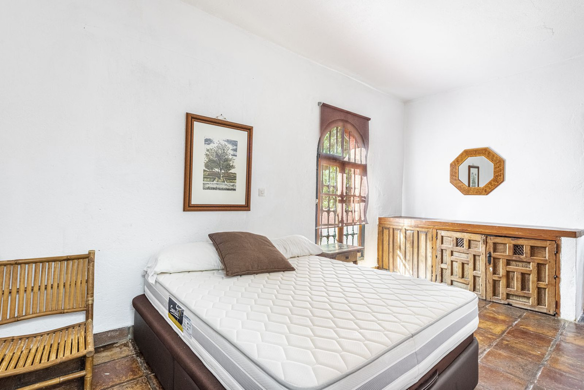 5 Bed, 5 Bath, HouseFor Sale, Benahavis, Malaga 5 Bed, 5 Bath, HouseFor Sale, Benahavis, Malaga