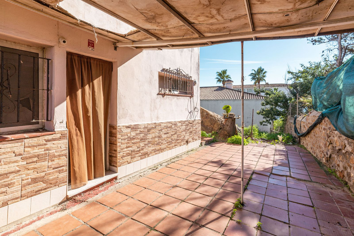 11 Bed, 6 Bath, HouseFor Sale, Torreguadiaro, Cadiz 11 Bed, 6 Bath, HouseFor Sale, Torreguadiaro, Cadiz