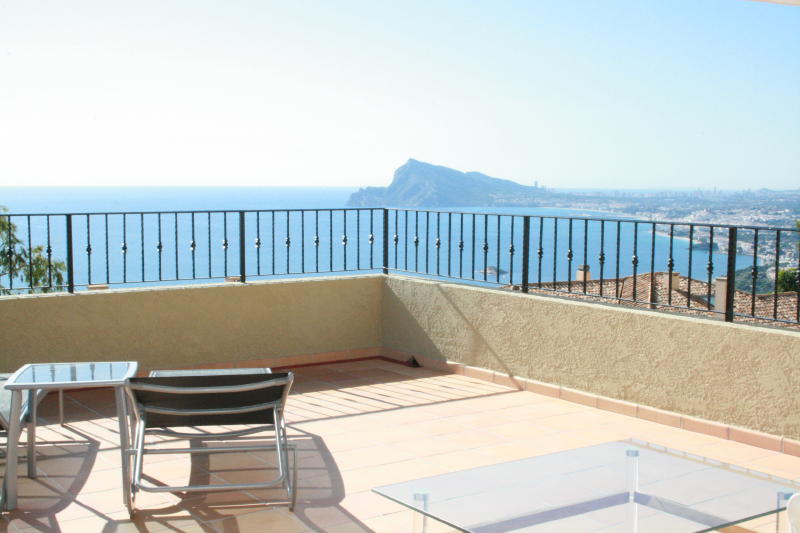 Altea, Alicante, 7 Bedrooms Bedrooms, ,For Sale,A1184 - OPF