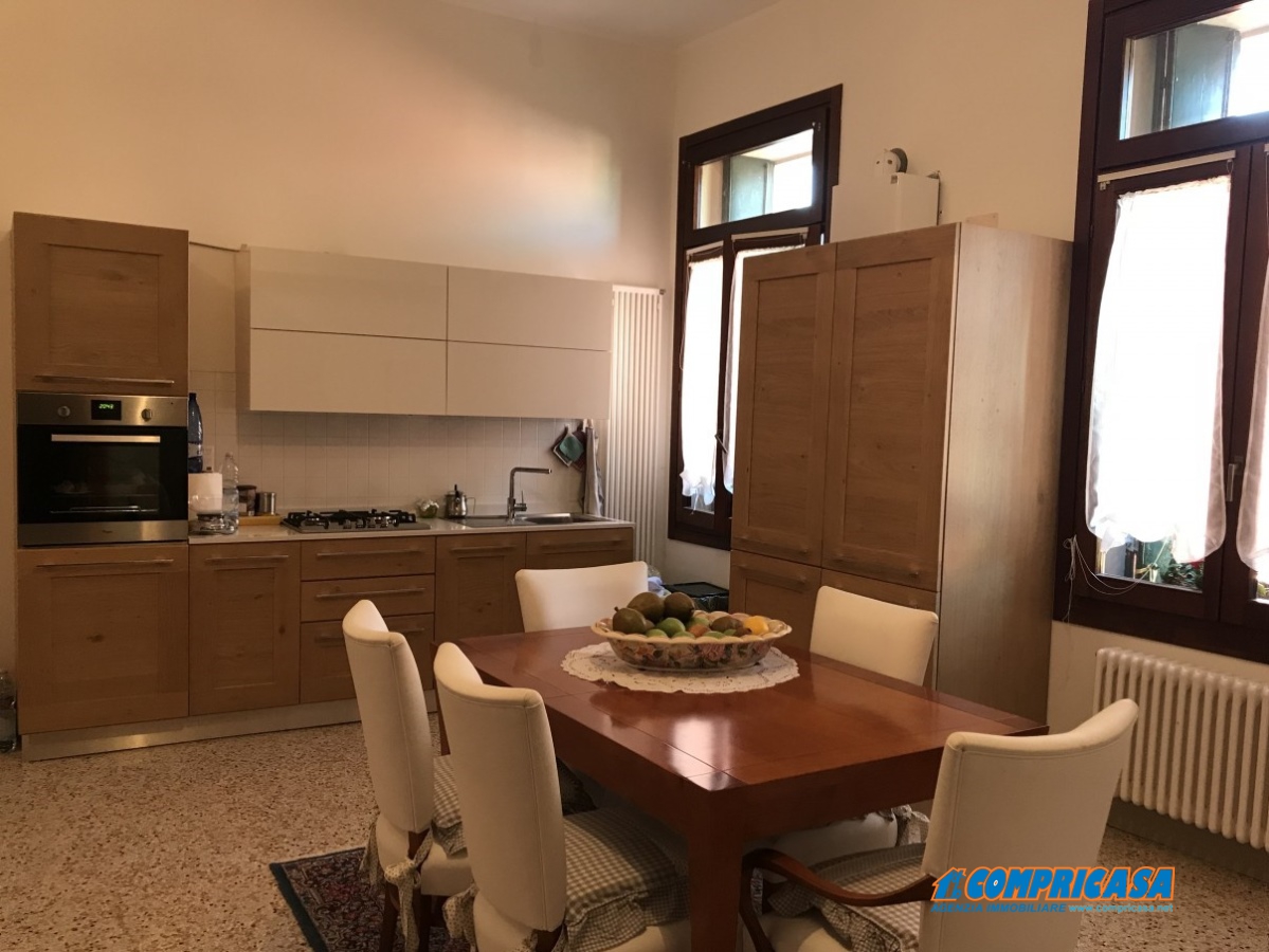 2 Bed, ApartmentFor Sale, Montagnana, Padova, Veneto