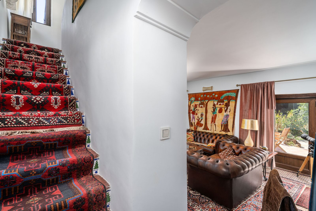 3 Bed, 2 Bath, HouseFor Sale, Casares, Malaga