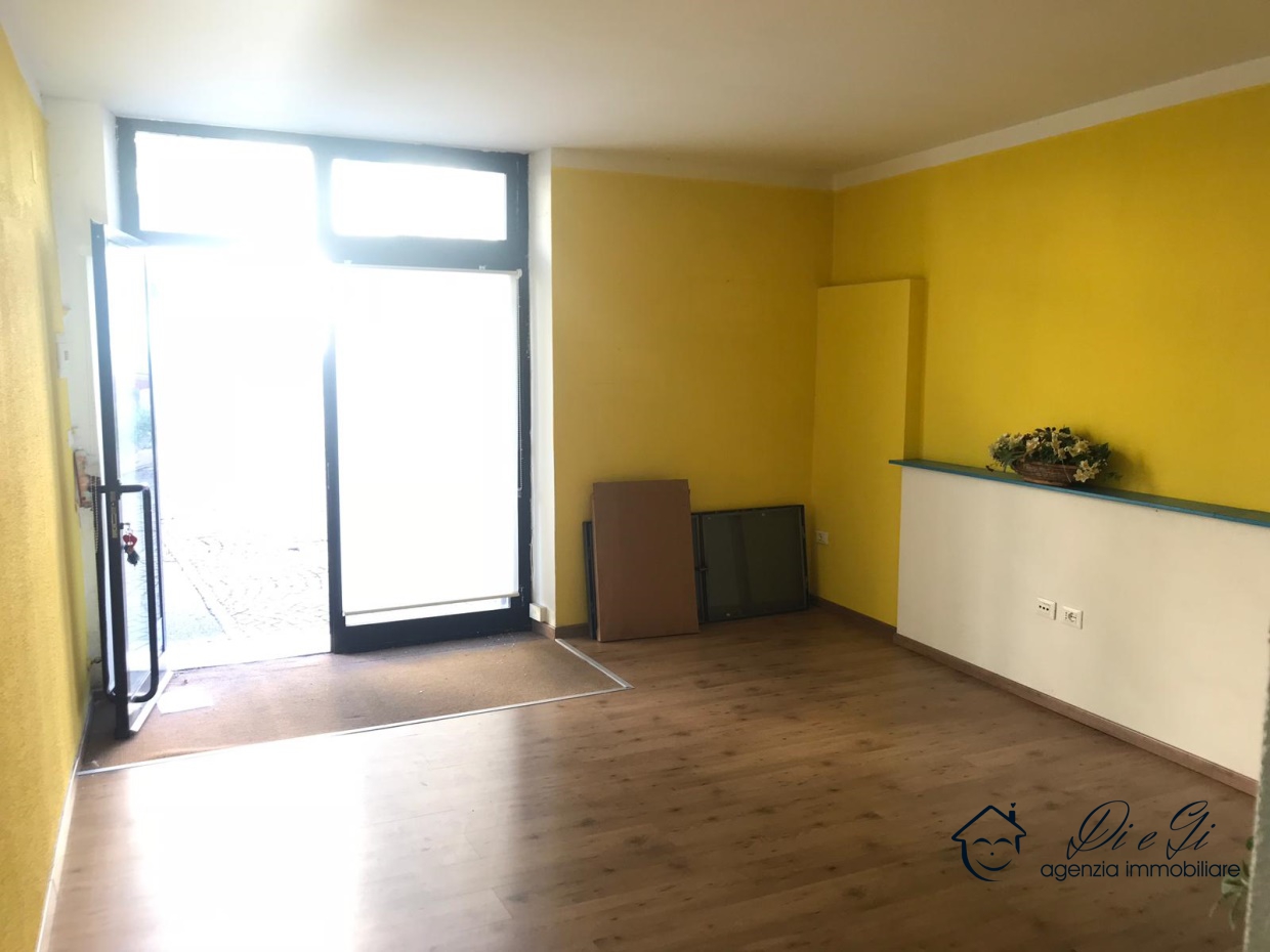 Commercial Property, For Sale