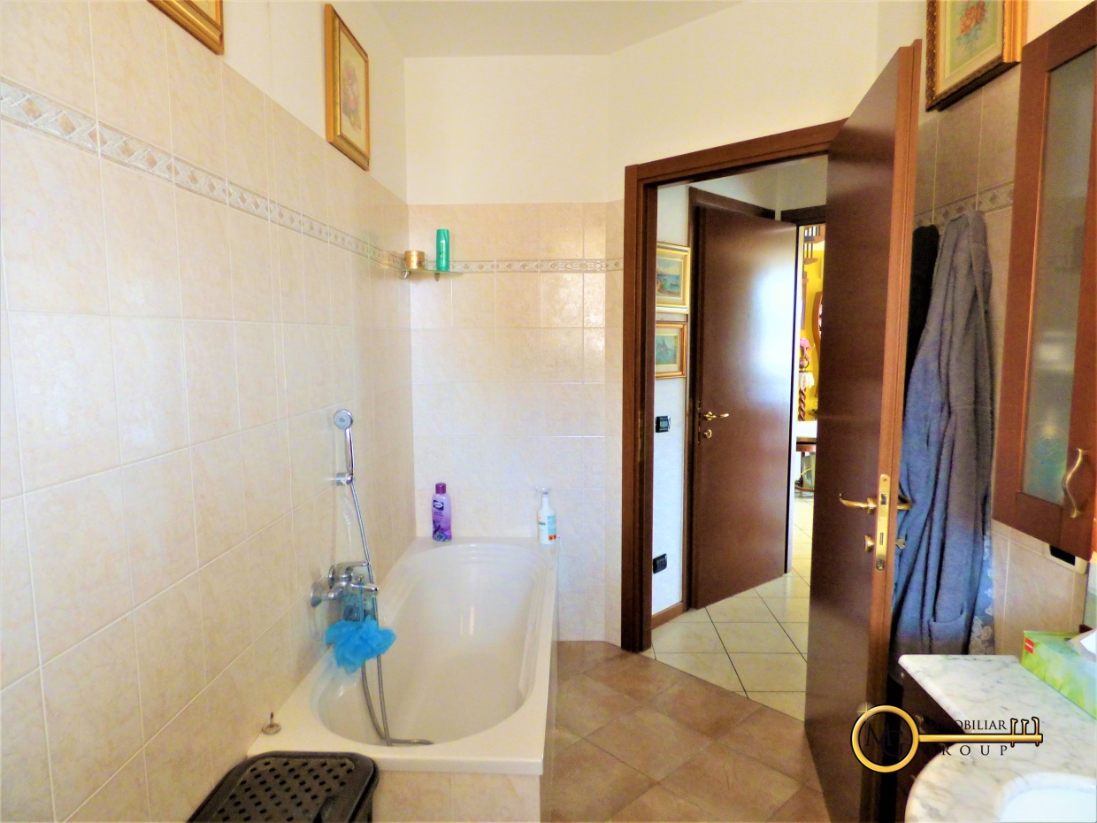 2 Bed, ApartmentFor Sale, Milano, Lombardia