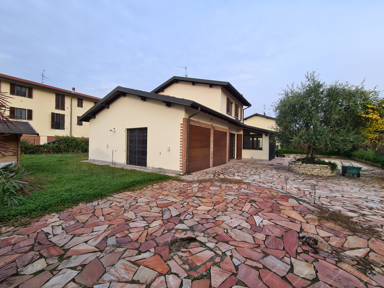 4 Bed, HouseFor Sale, Milano, Lombardia