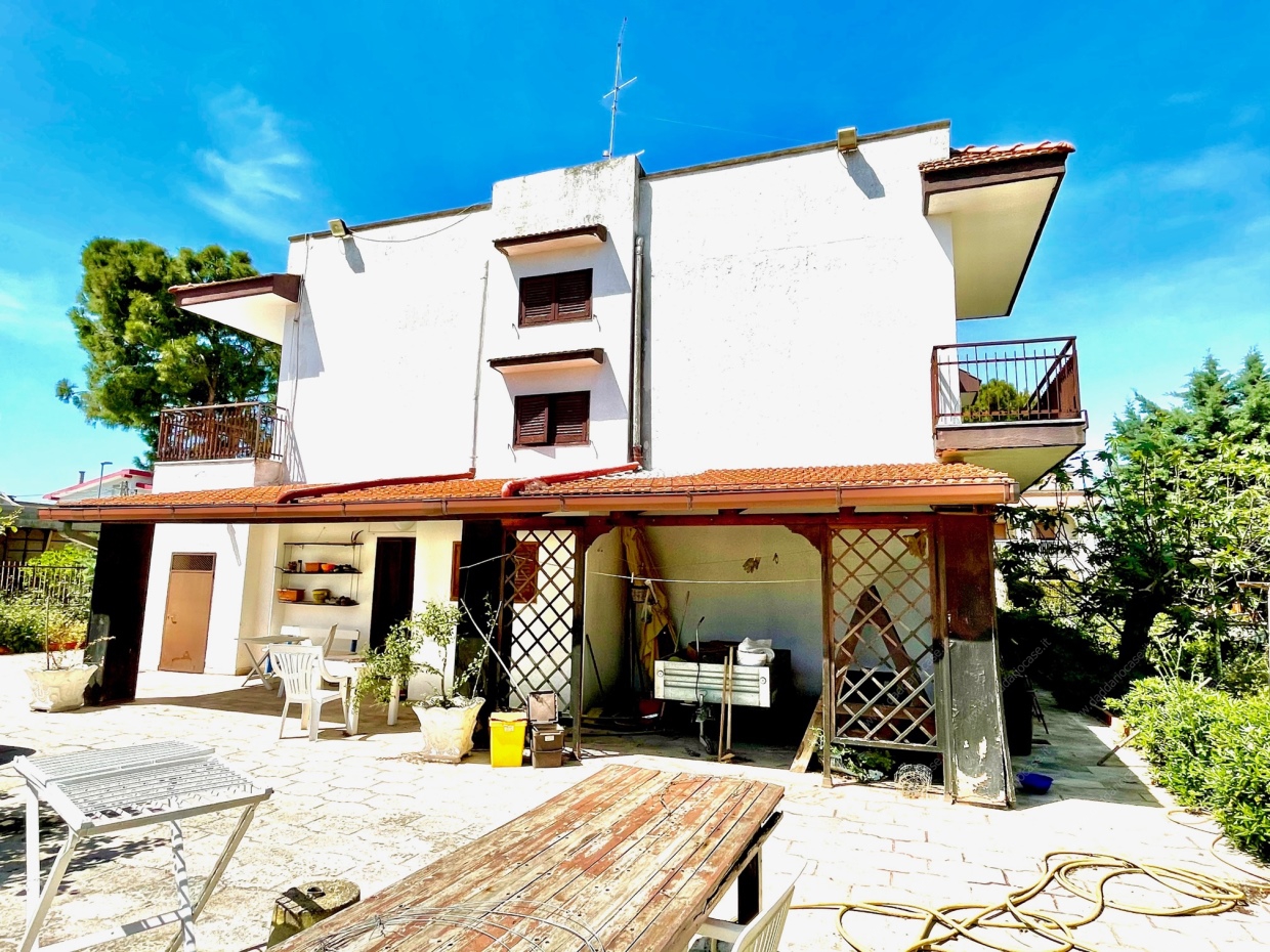 4 Bed, HouseFor Sale, Taranto, Puglia 4 Bed, HouseFor Sale, Taranto, Puglia