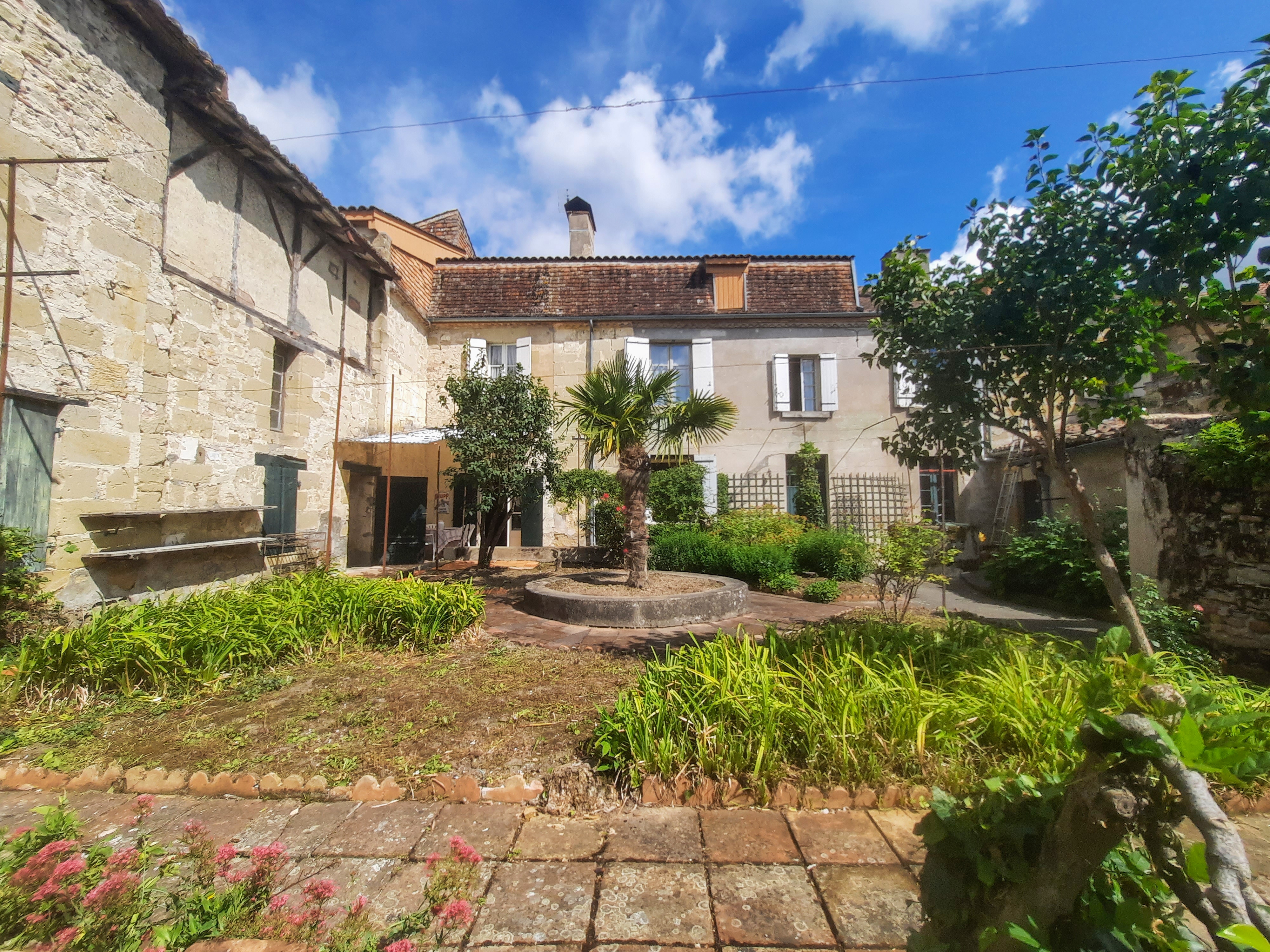 6 Bed, 1 Bath, HouseFor Sale, Saint-barthelemy-d-agenais, Lot-et-Garonne, Aquitaine, 47350 6 Bed, 1 Bath, HouseFor Sale, Saint-barthelemy-d-agenais, Lot-et-Garonne, Aquitaine, 47350
