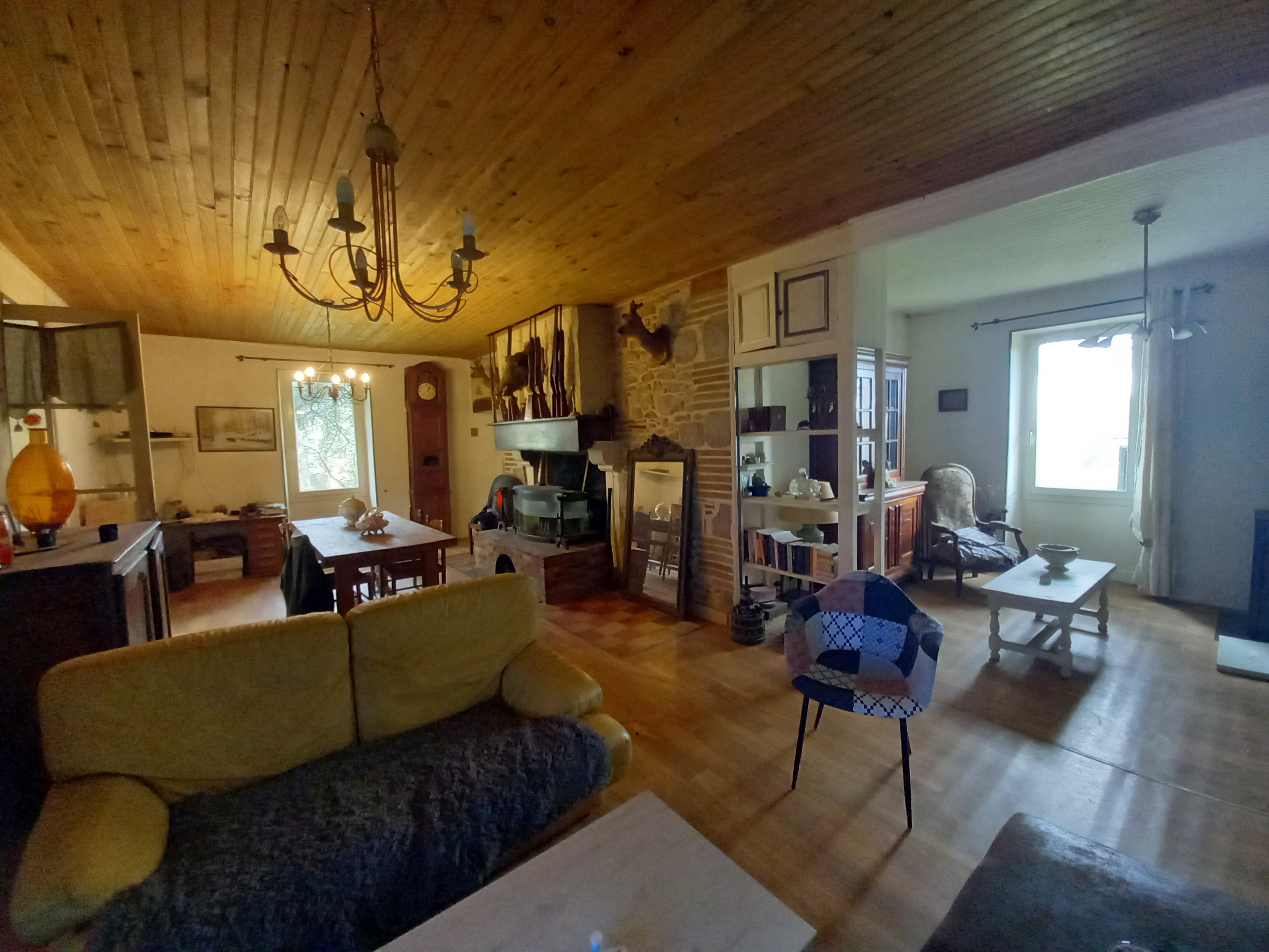 3 Bed, 1 Bath, HouseFor Sale, Monbahus, Lot-et-Garonne, Aquitaine, 47290