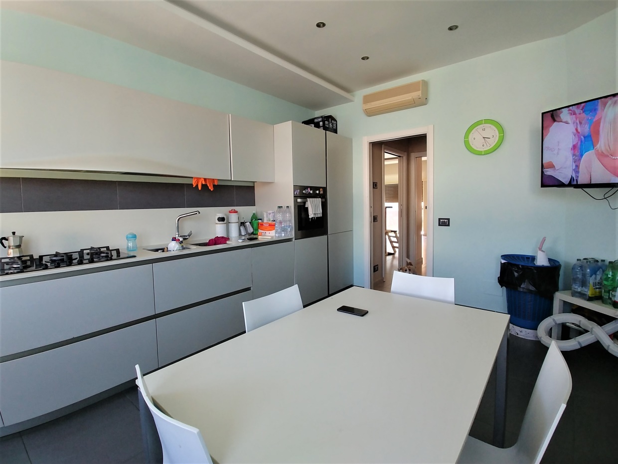 2 Bed, ApartmentFor Sale, Napoli, Campania