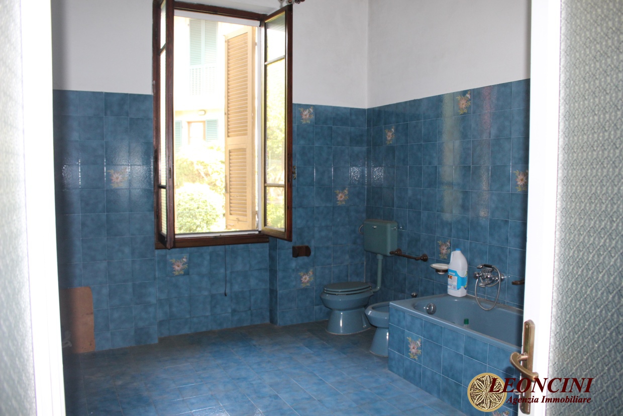 2 Bed, ApartmentFor Sale, Bagnone, Toscana