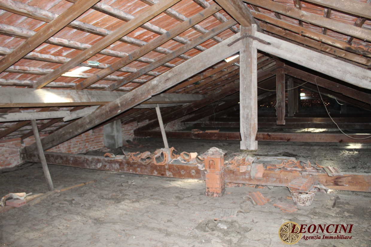 2 Bed, ApartmentFor Sale, Bagnone, Toscana