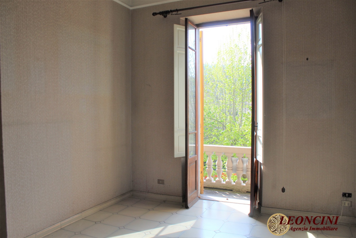 2 Bed, ApartmentFor Sale, Bagnone, Toscana