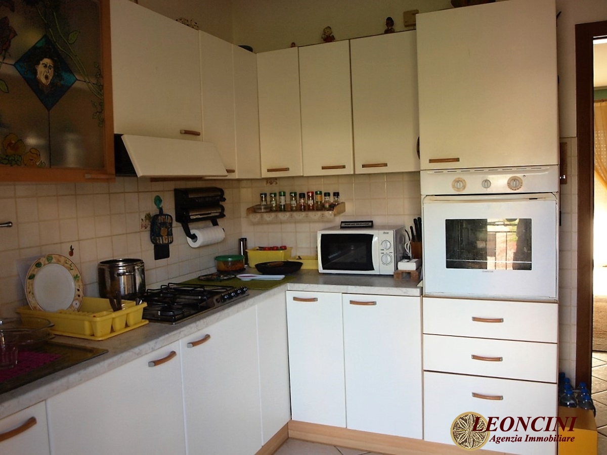 2 Bed, ApartmentFor Sale, Villafranca in Lunigiana, Toscana