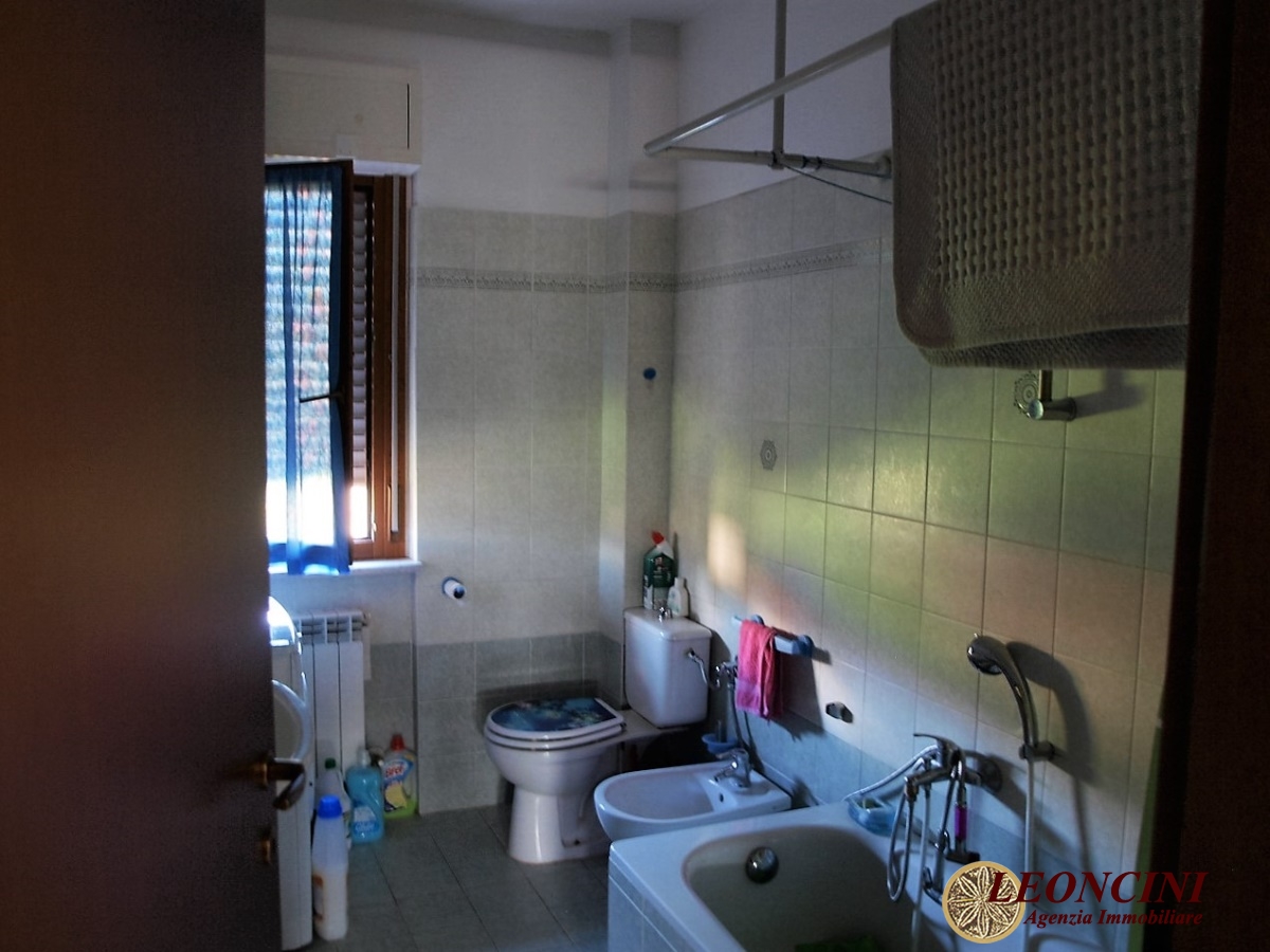 2 Bed, ApartmentFor Sale, Villafranca in Lunigiana, Toscana