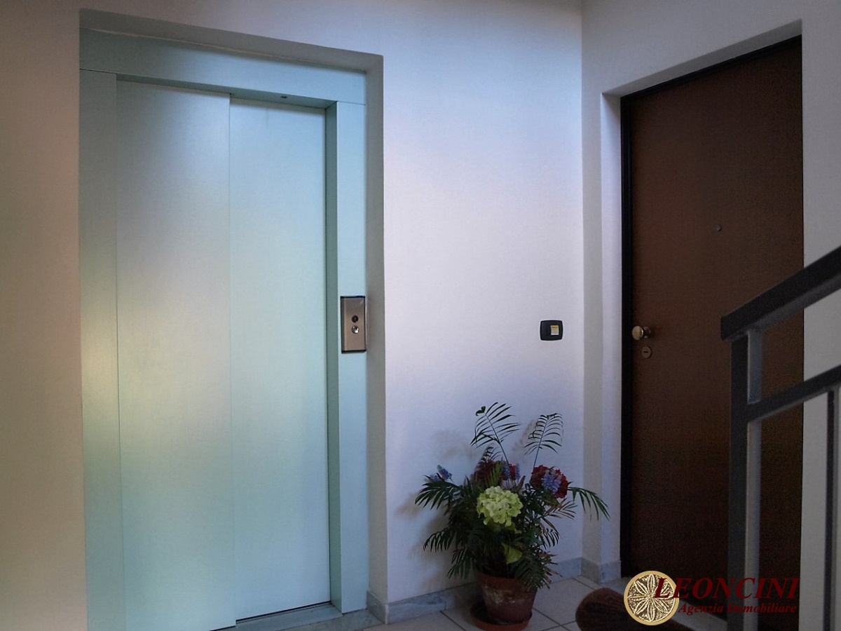 2 Bed, ApartmentFor Sale, Villafranca in Lunigiana, Toscana