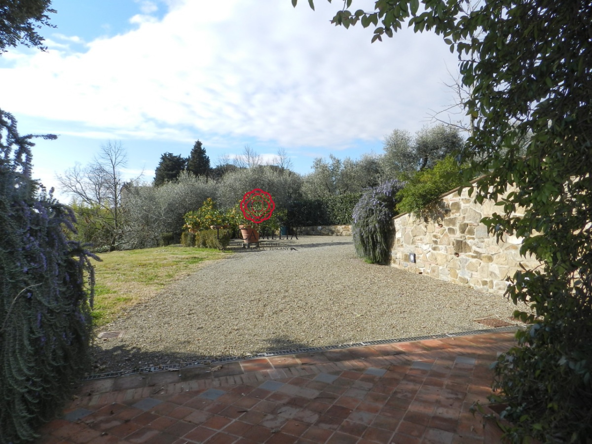 3 Bed, HouseFor Sale, Capannori, Lucca, Toscana