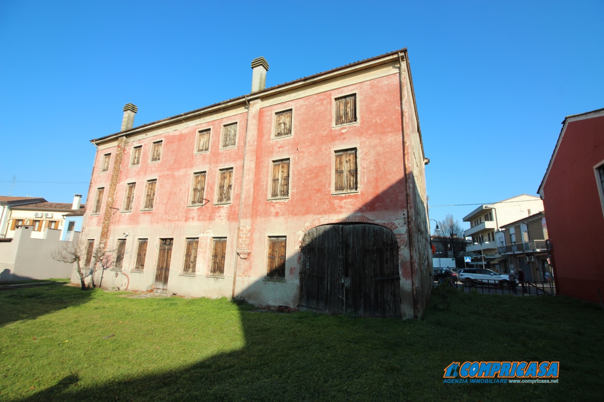 Commercial Property, For Sale