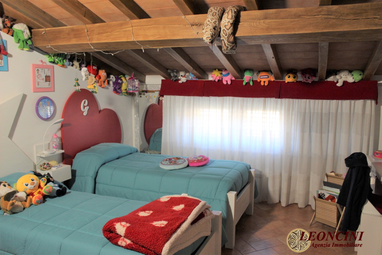 2 Bed, ApartmentFor Sale, Villafranca in Lunigiana, Toscana