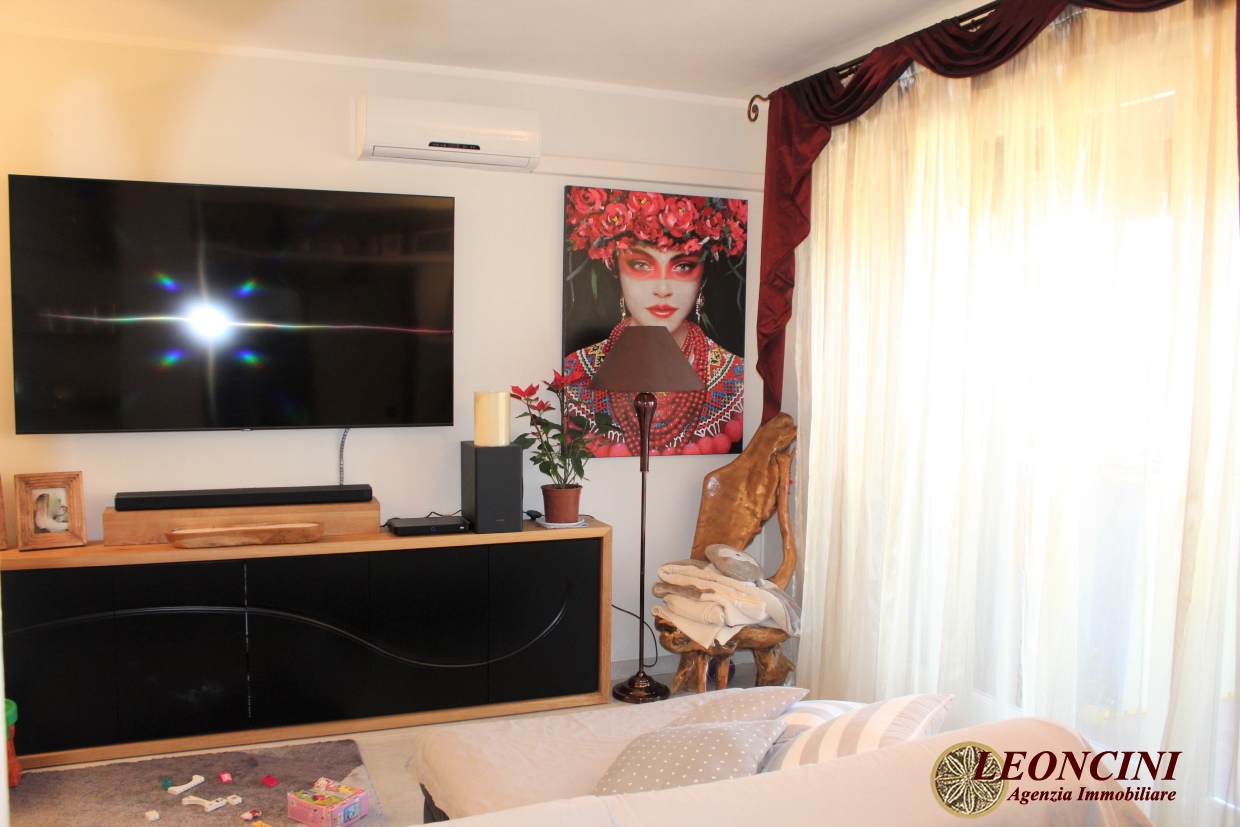 2 Bed, ApartmentFor Sale, Villafranca in Lunigiana, Toscana