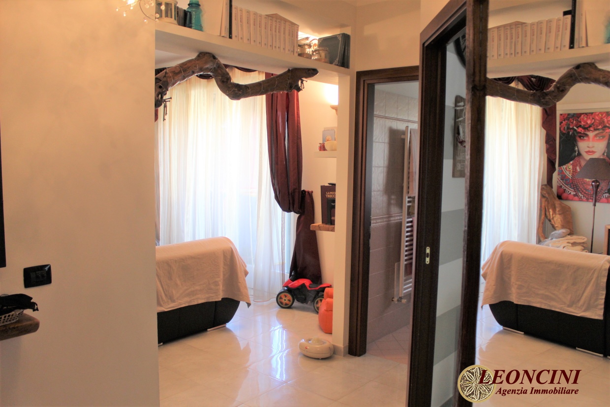 2 Bed, ApartmentFor Sale, Villafranca in Lunigiana, Toscana