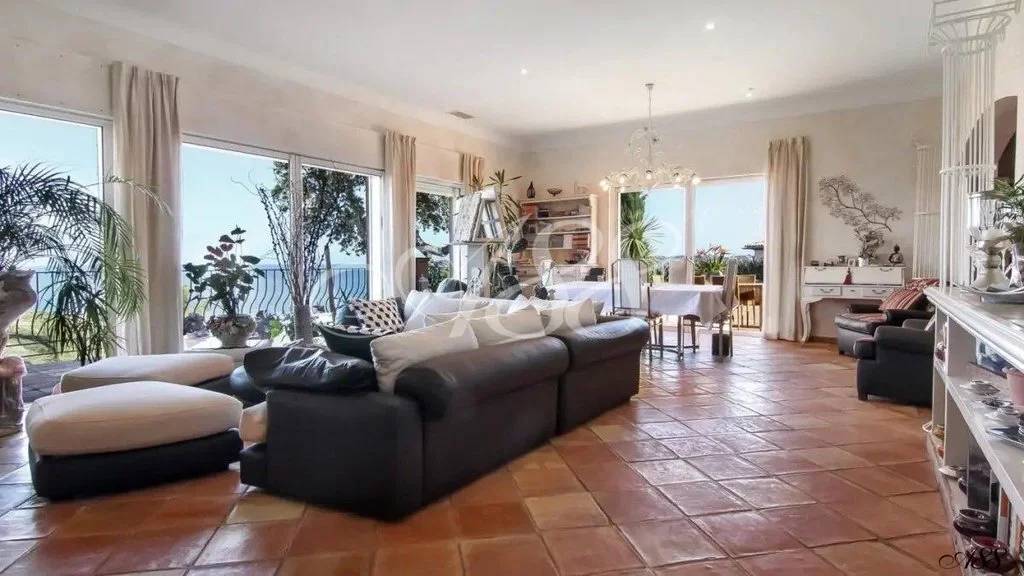 12 Bed, 7 Bath, HouseFor Sale, Sainte-Maxime, Var 12 Bed, 7 Bath, HouseFor Sale, Sainte-Maxime, Var