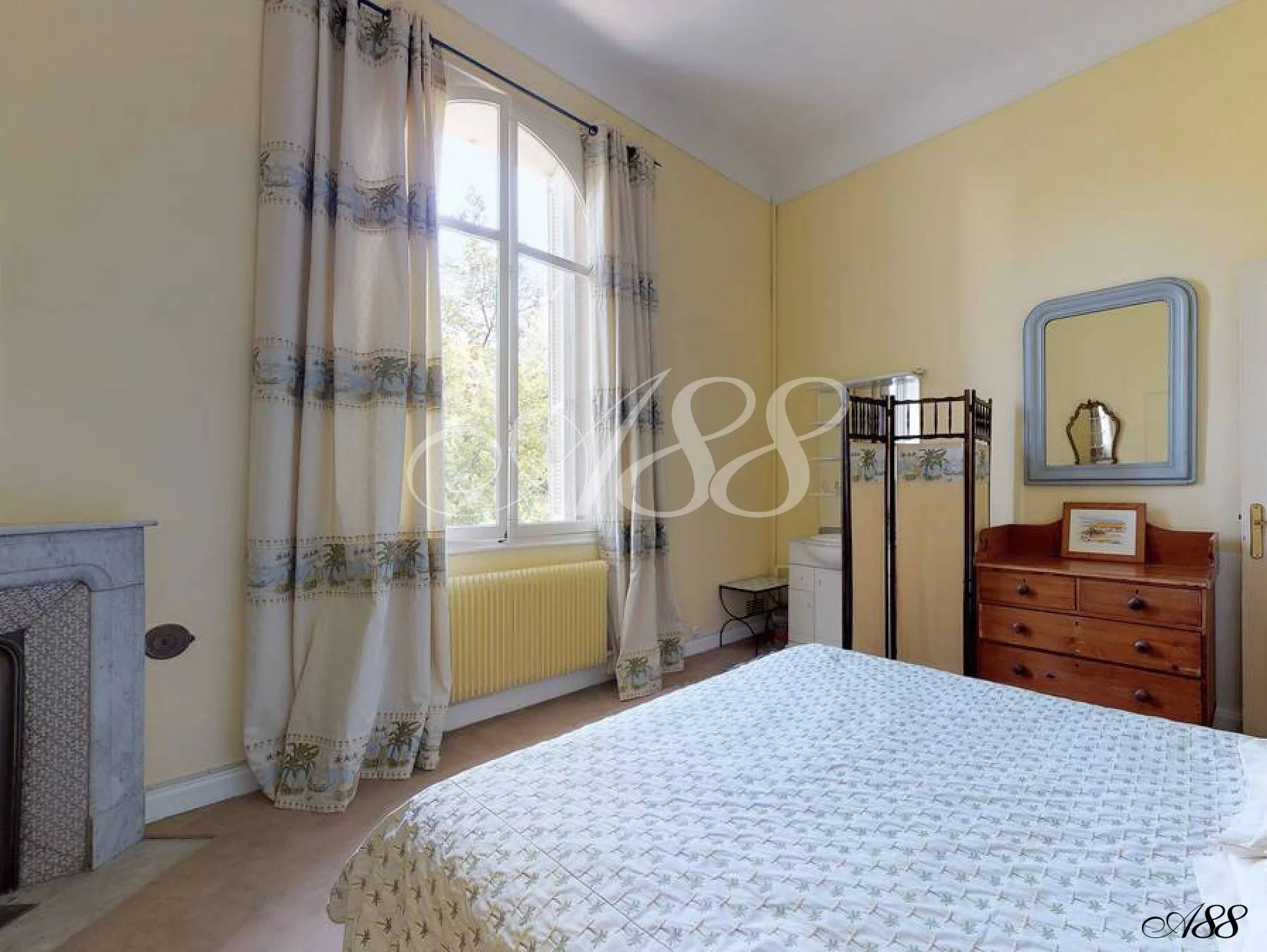 8 Bed, 6 Bath, HouseFor Sale, Saint-Raphaël, Var 8 Bed, 6 Bath, HouseFor Sale, Saint-Raphaël, Var