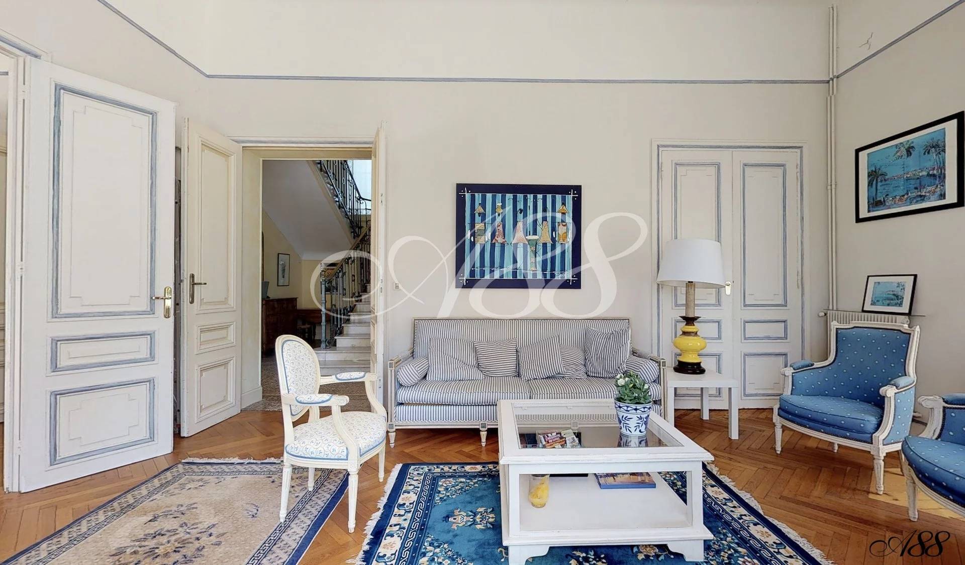 8 Bed, 6 Bath, HouseFor Sale, Saint-Raphaël, Var 8 Bed, 6 Bath, HouseFor Sale, Saint-Raphaël, Var