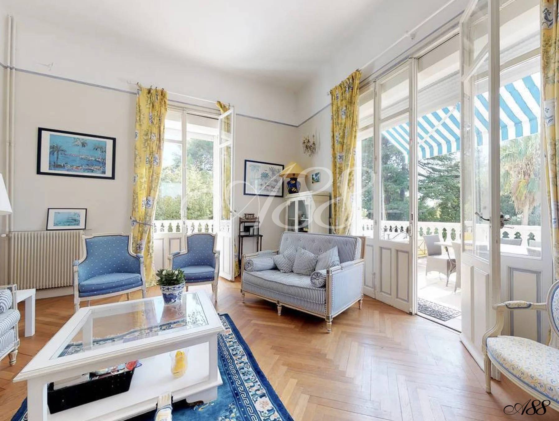 8 Bed, 6 Bath, HouseFor Sale, Saint-Raphaël, Var 8 Bed, 6 Bath, HouseFor Sale, Saint-Raphaël, Var