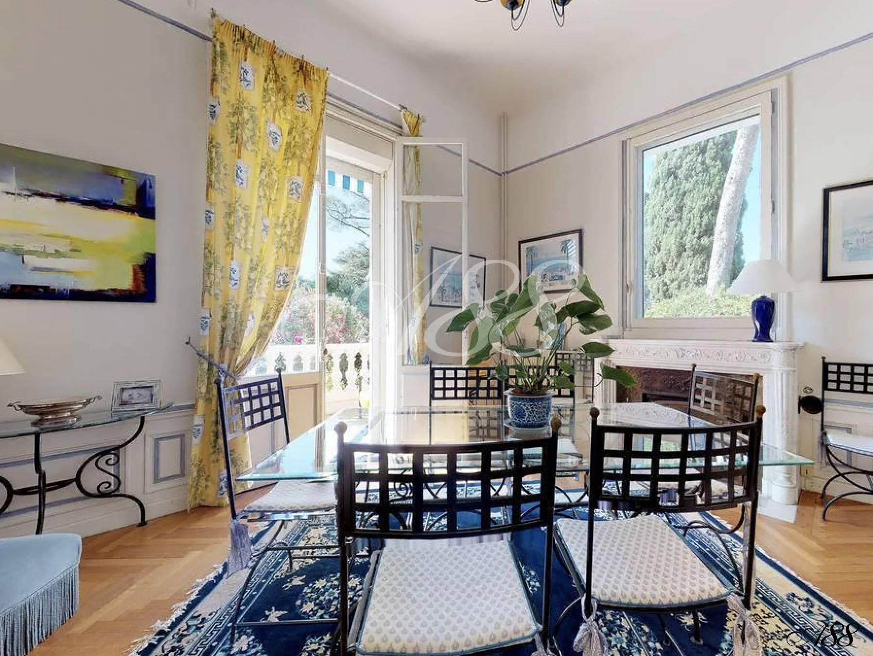 8 Bed, 6 Bath, HouseFor Sale, Saint-Raphaël, Var 8 Bed, 6 Bath, HouseFor Sale, Saint-Raphaël, Var