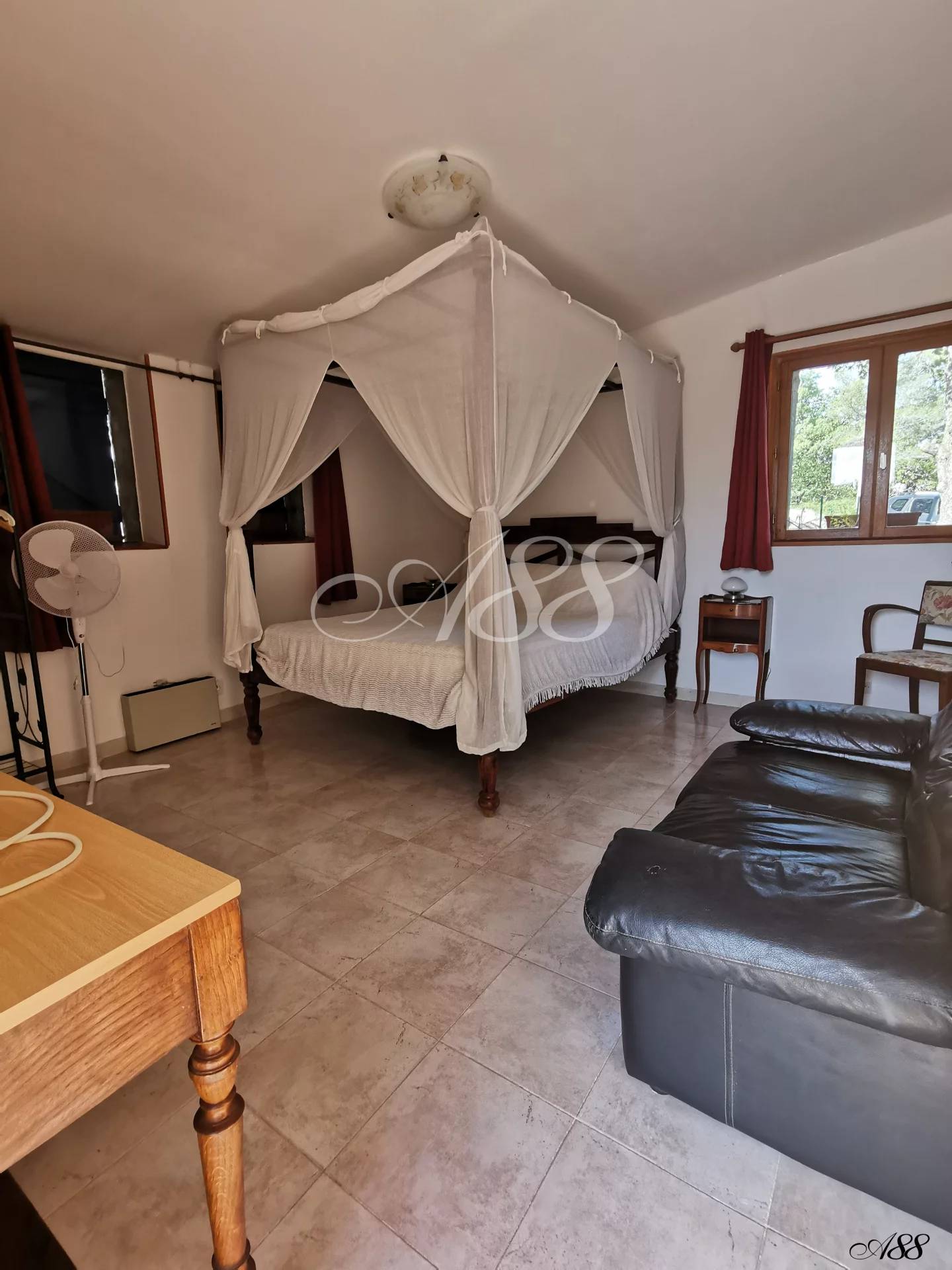 5 Bed, 3 Bath, HouseFor Sale, Saint-Paul-en-Forêt, Var