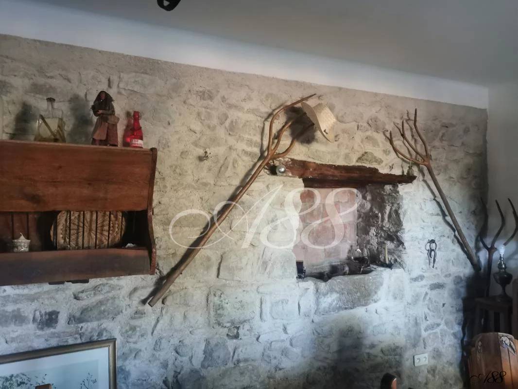 6 Bed, 3 Bath, HouseFor Sale, Banon, Alpes-de-Haute-Provence 6 Bed, 3 Bath, HouseFor Sale, Banon, Alpes-de-Haute-Provence