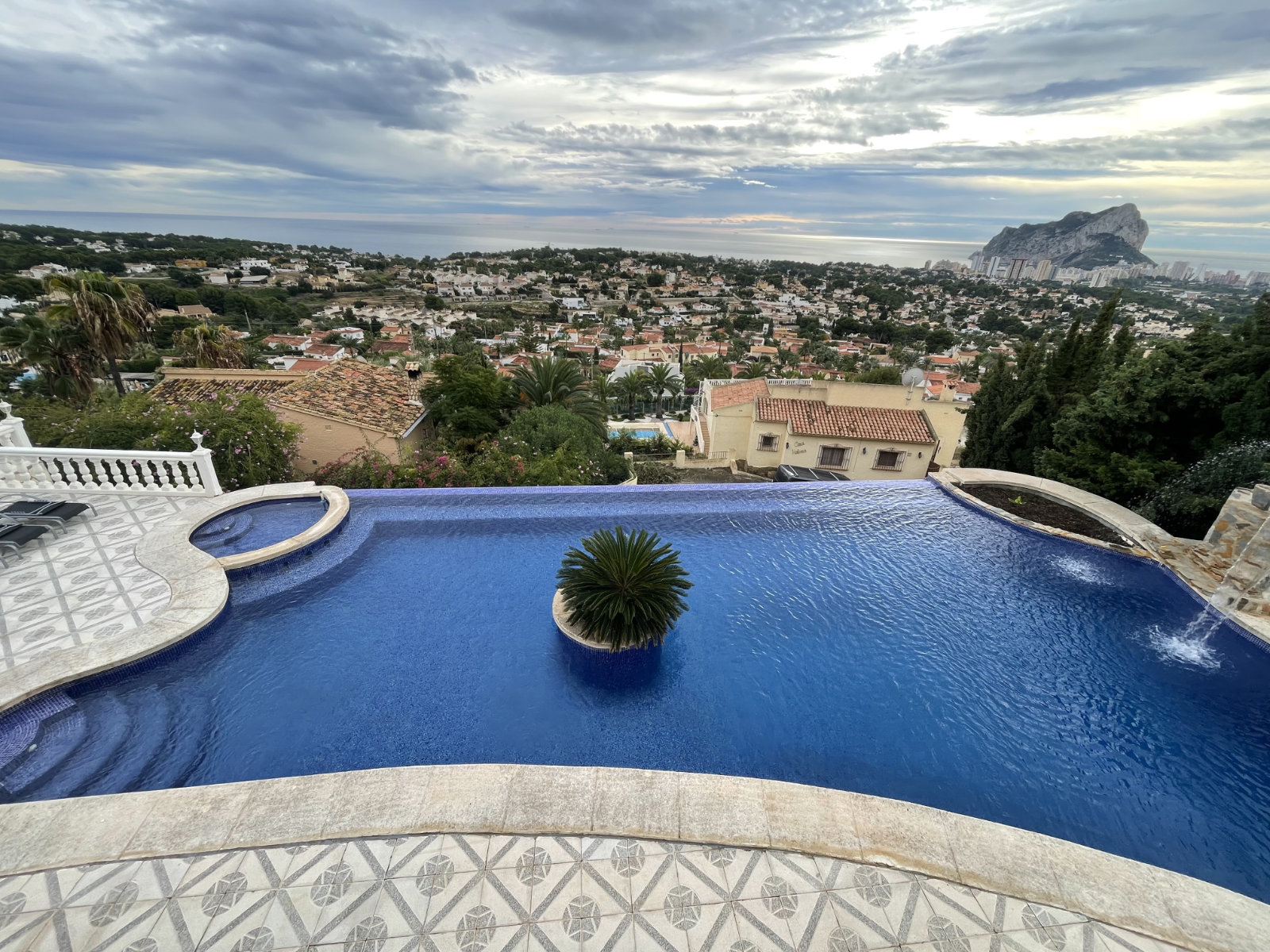 4 Bed, 4 Bath, HouseFor Sale, Calpe, Alicante 4 Bed, 4 Bath, HouseFor Sale, Calpe, Alicante