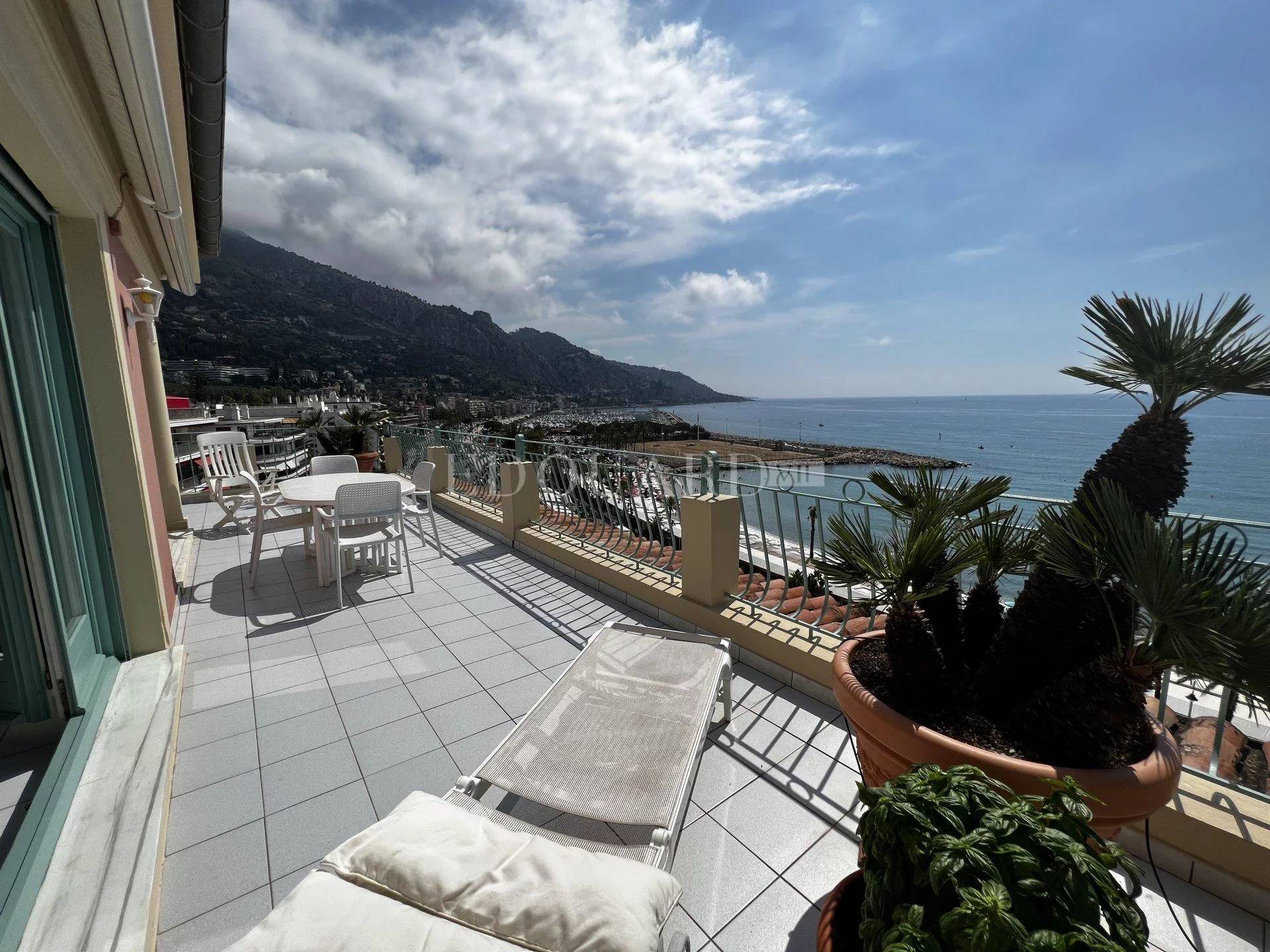1 Bed, 1 Bath, ApartmentFor Sale, Menton, Alpes-Maritimes
