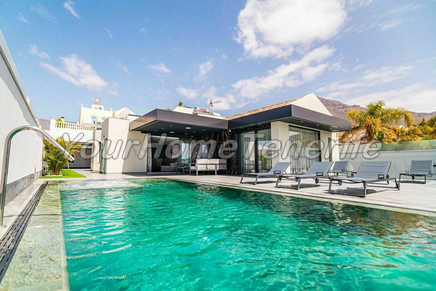 HouseFor Sale, Adeje, Santa Cruz de Tenerife, Canary Islands, 38660 HouseFor Sale, Adeje, Santa Cruz de Tenerife, Canary Islands, 38660