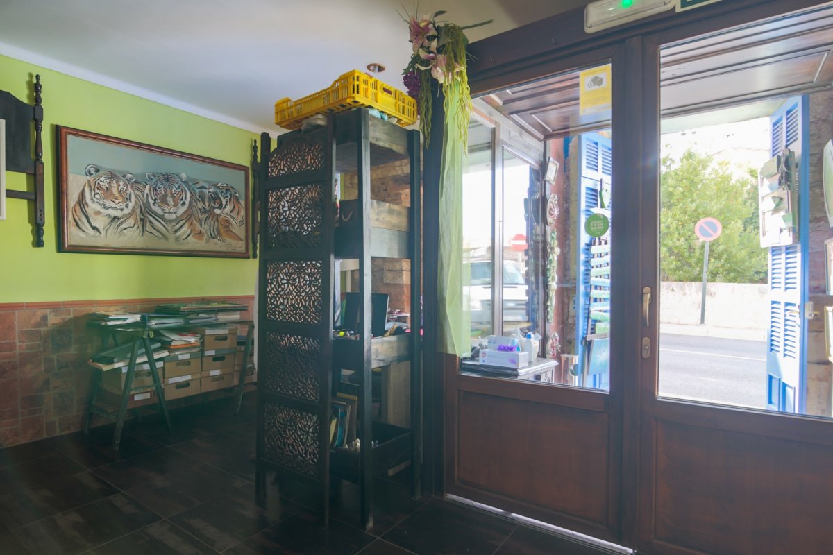Commercial Property, For Sale Commercial Property, For Sale