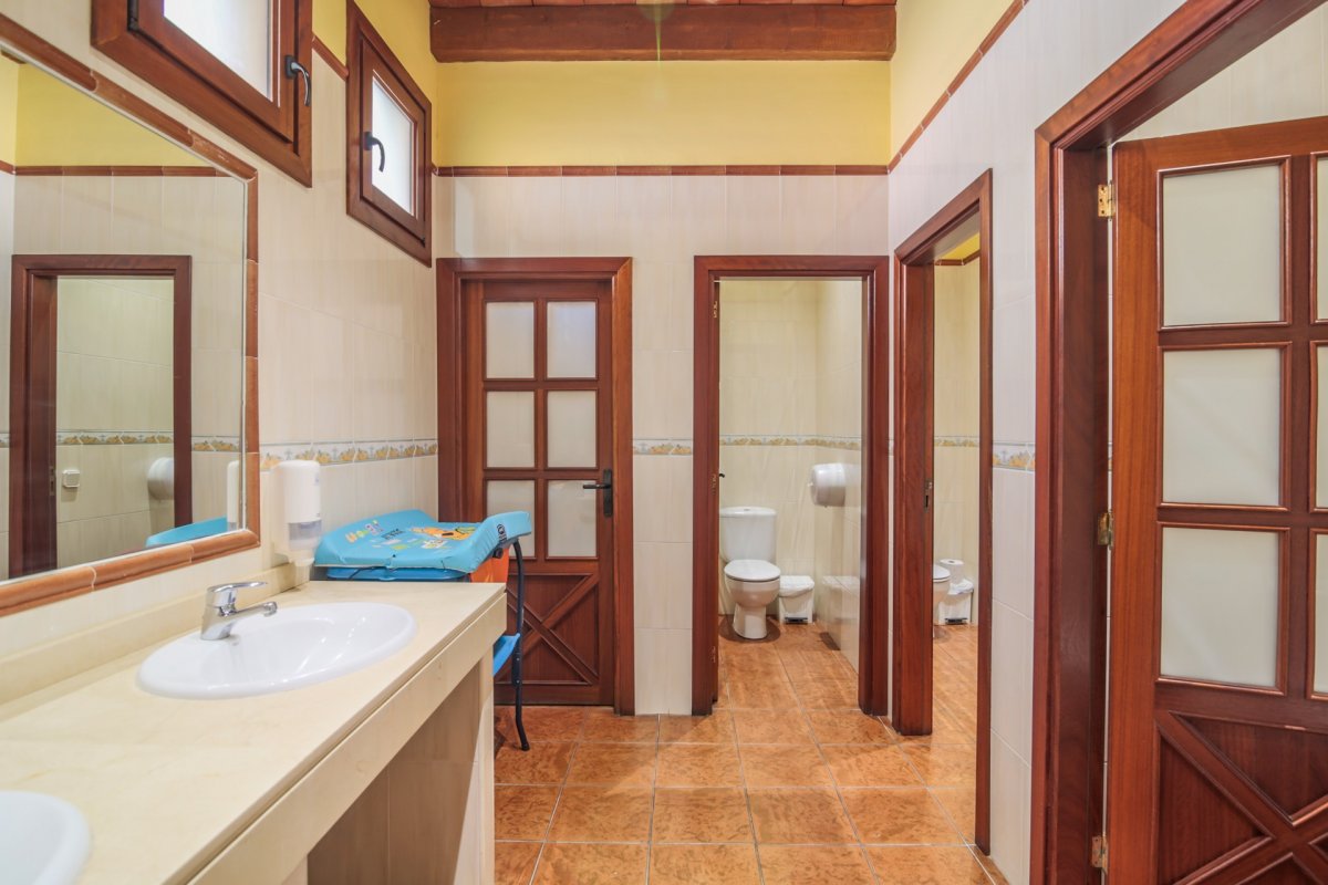 Commercial Property, For Sale