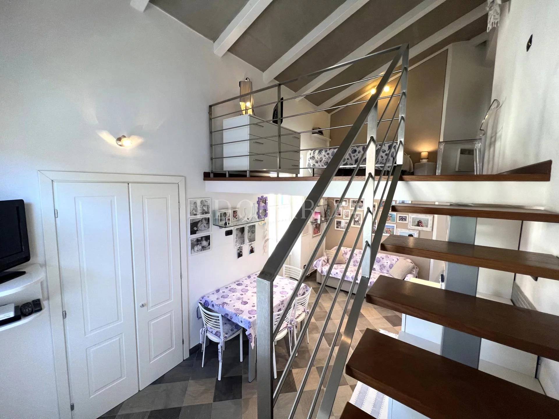 2 Bed, 1 Bath, ApartmentFor Sale, Menton, Alpes-Maritimes 2 Bed, 1 Bath, ApartmentFor Sale, Menton, Alpes-Maritimes