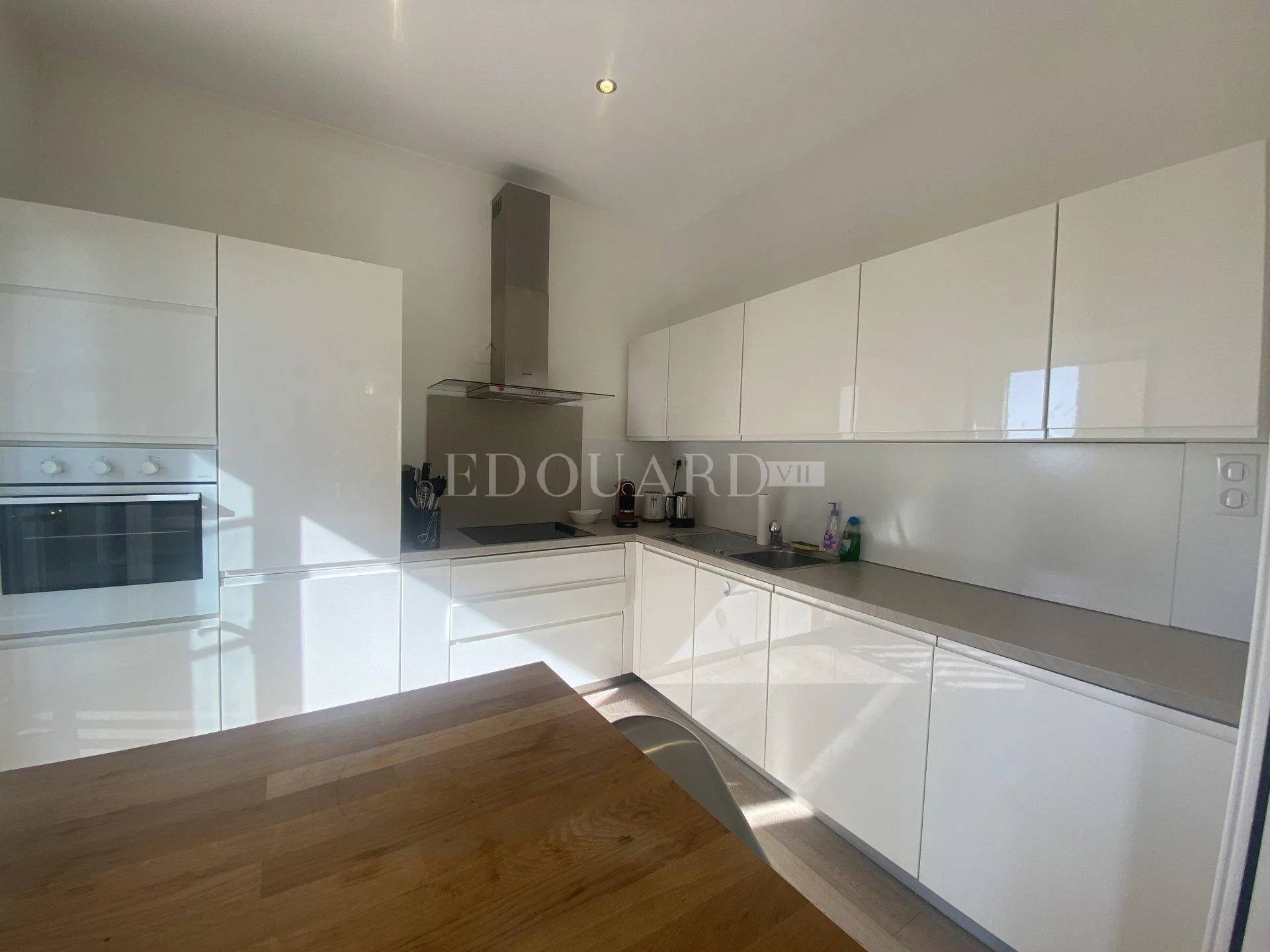 1 Bed, 1 Bath, ApartmentFor Sale, Menton, Alpes-Maritimes 1 Bed, 1 Bath, ApartmentFor Sale, Menton, Alpes-Maritimes