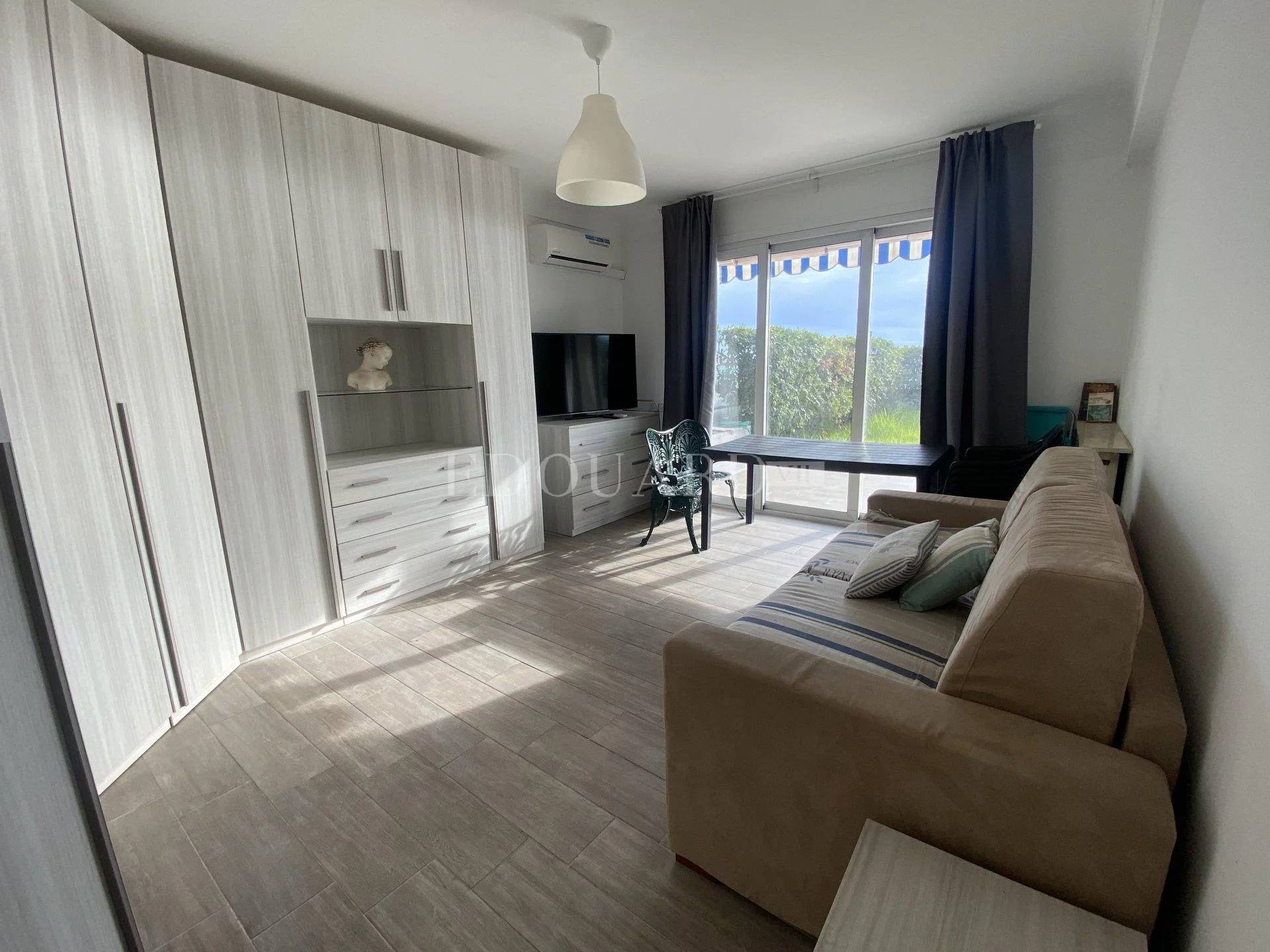 2 Bed, 1 Bath, ApartmentFor Sale, Menton, Alpes-Maritimes 2 Bed, 1 Bath, ApartmentFor Sale, Menton, Alpes-Maritimes